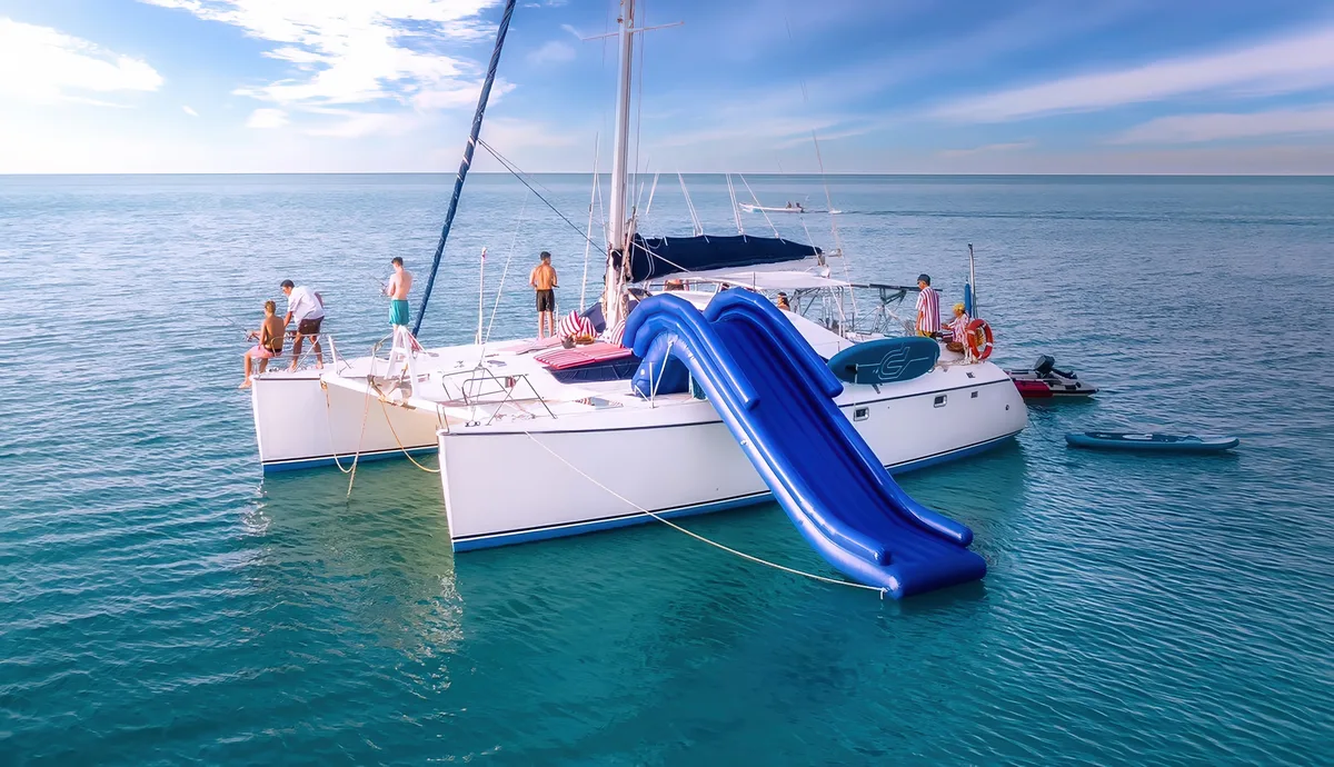 Claire — 43ft Privilege Catamaran à Voile Charter Koh Samui