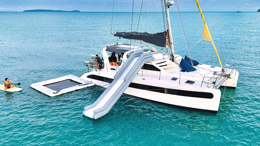 Dina — 44ft Dean SA Charter Phuket