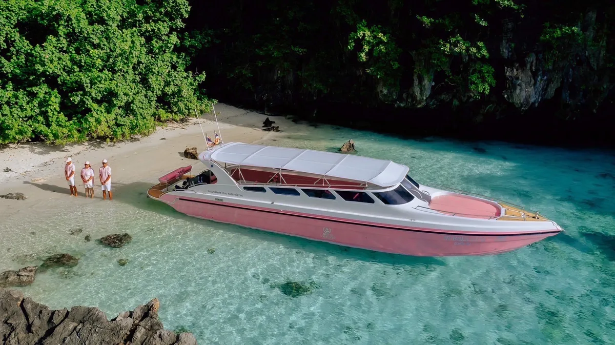 Phi Phi Islands (8h) — 41ft Custom Build