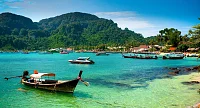 Private yacht charter to เกาะ Phi Phi, Phuket Thailand