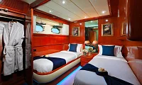  Liveaboard 5 days | Eagle