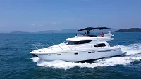 Selina — 51ft Sealine Charter Phuket to 詹姆斯·邦德岛（Koh Tapu）