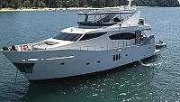 Bella — 88ft Custom Build Charter Phuket to 詹姆斯·邦德岛（Koh Tapu）