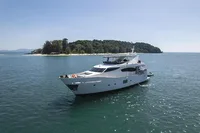  Phi Phi Islands (9 hrs) | Bella
