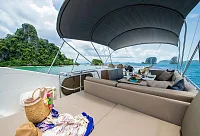  Phi Phi Island (8h) | Maya Bee