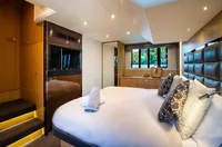  Phi Phi Island (8h) | Maya Bee