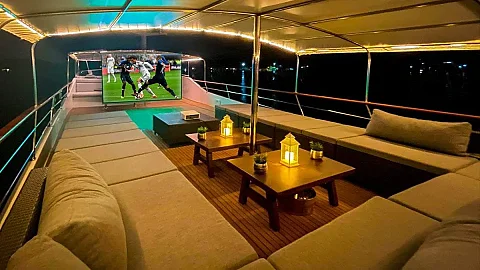  Princess of Siam | 72ft King Yacht | Phuket