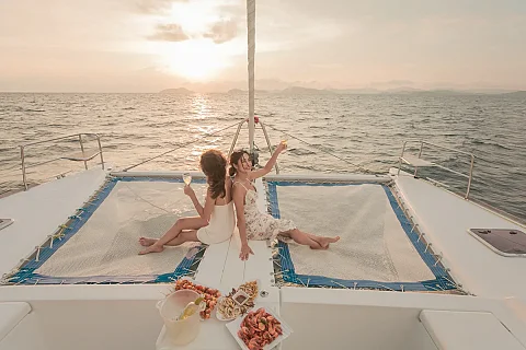  Blue Swing | 44ft Lagoon | Phuket