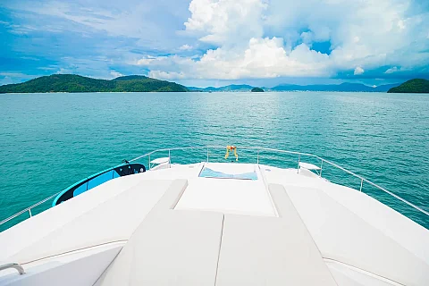  Overnight 7 days / 6 nights | Laura