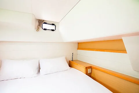  Overnight 7 days / 6 nights | Laura