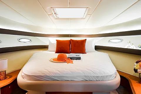  Peach | 45ft Sea Ray | Phuket