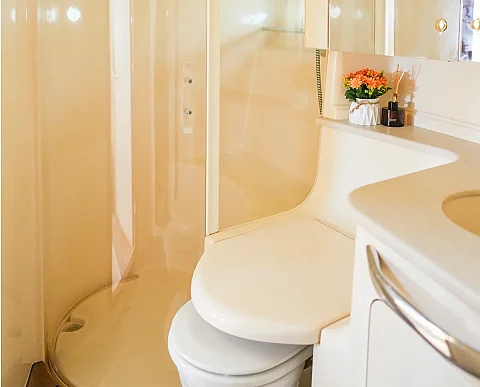  Peach | 45ft Sea Ray | Phuket