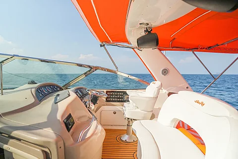  Peach | 45ft Sea Ray | Phuket