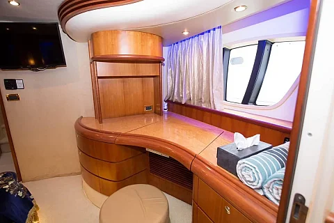  Revolution | 68ft Azimut | Phuket