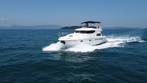  Selina | 51ft Sealine | Phuket