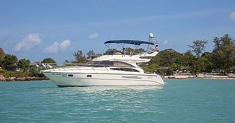 Princessa — 42ft Princess Yacht Motor Yacht Charter Koh Samui
