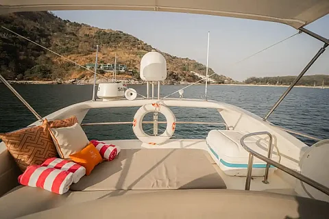  Khai & Naka Island (8hrs) | Breeze