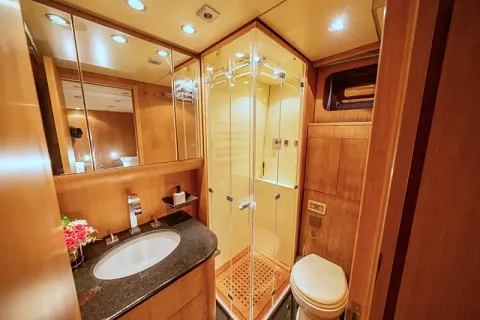  Phi Phi Island (8h) | Oackley