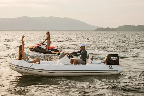  Racha Yai（8小时） | Sweet Lips