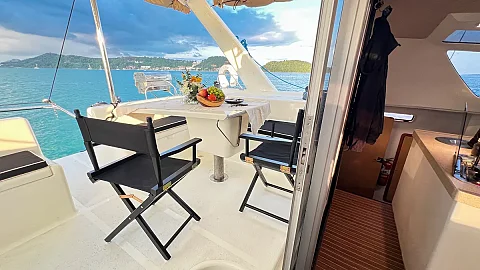  Phi Phi Islands (2 days / 1 night) | Moonlight