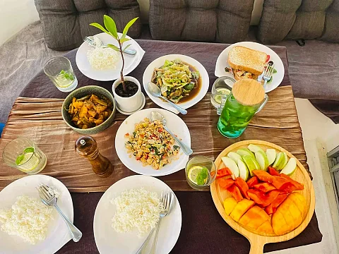  Phi Phi Islands (2 days / 1 night) | Moonlight