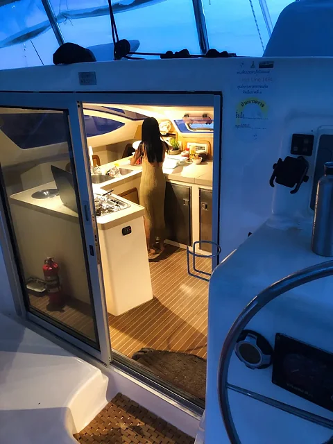  Phi Phi Islands (2 days / 1 night) | Moonlight