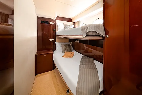  Khai & Naka Islands (4 hrs) | Bonnie