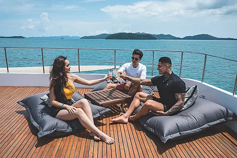  Khai Nok & Khai Nui Island (7小时) | Dancing Queen