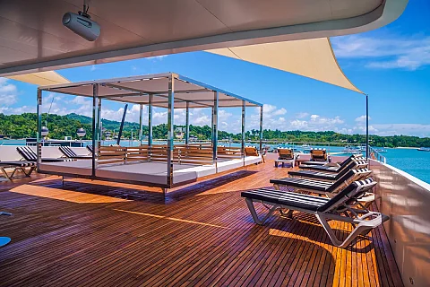  Khai Nok & Khai Nui Island (7小时) | Dancing Queen