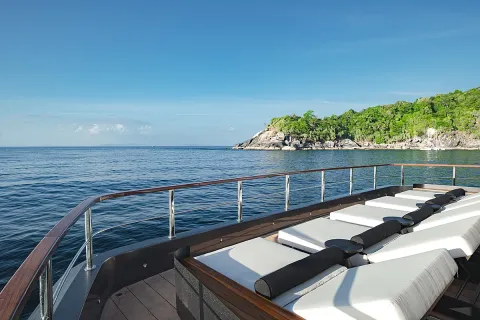  Racha Yai & Coral Islands (8 hrs) | Yona