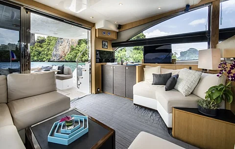  Phi Phi Island (8h) | Maya Bee