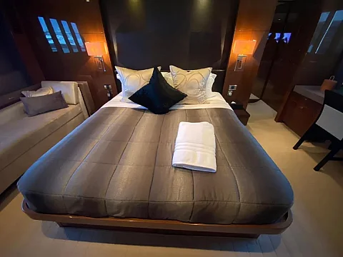  Queen | 78ft Princess Yacht | Phuket