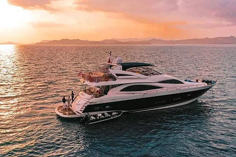  DeLuxe | 90ft Sunseeker | Phuket