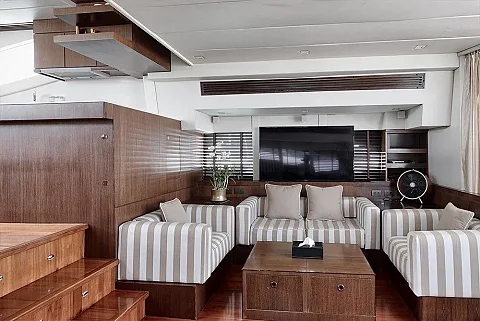  Phi Phi Island (8h) | Touch