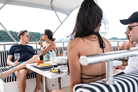  Phi Phi Island (8h) | Touch