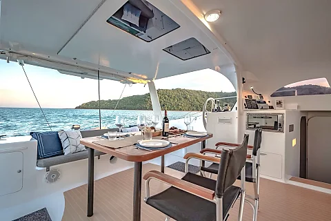  Island Hopping Cruise (4 days/3 nights) | Hero