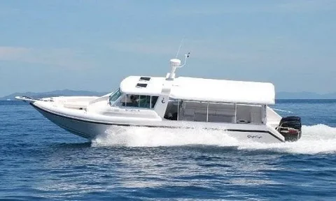 Mint — 36ft Gulf Craft Dubai Private Speedboat Charter Koh Samui