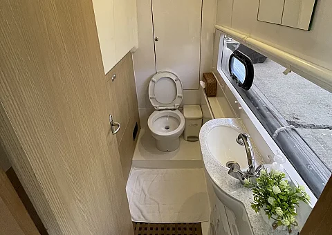  Fly | 36ft Aquila | Phuket