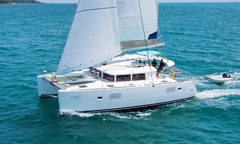 Emerald — 40ft Lagoon Sailing Catamaran Charter Koh Samui